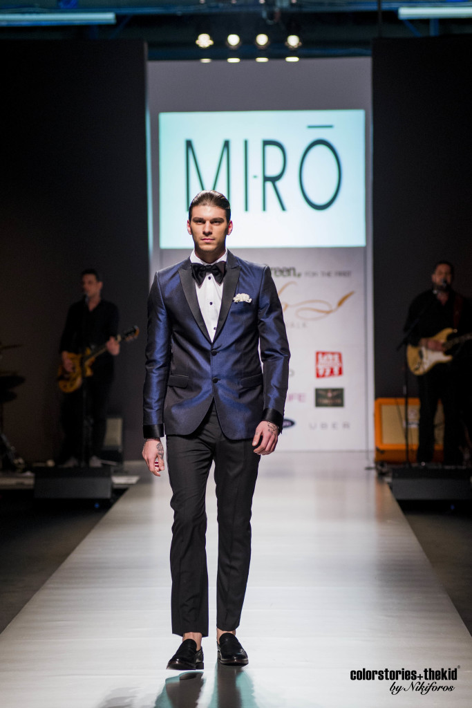 O Στιβ Μιλάτος με MI-RO