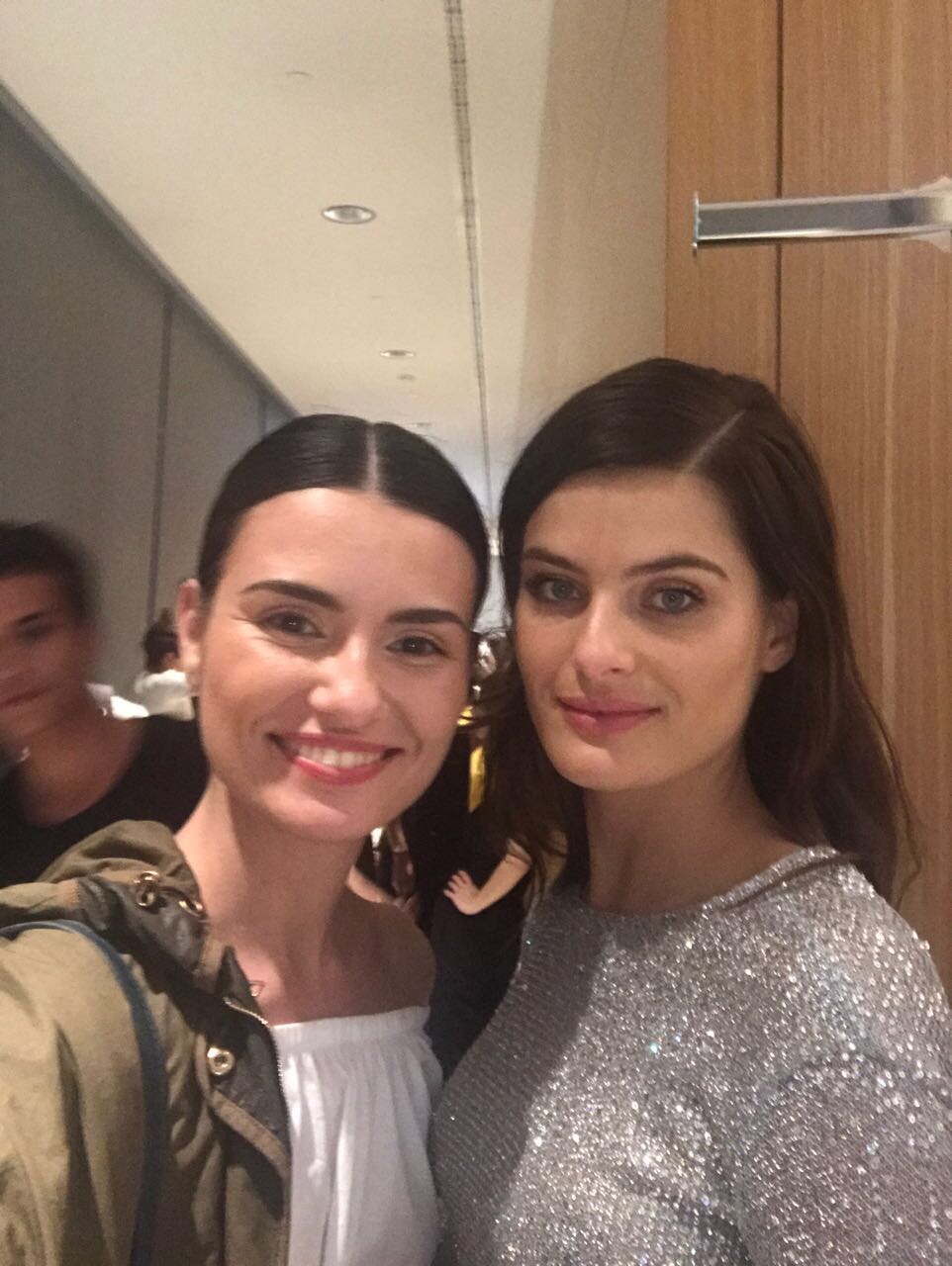 Και μια after show selfie με την Isabeli Fontana!