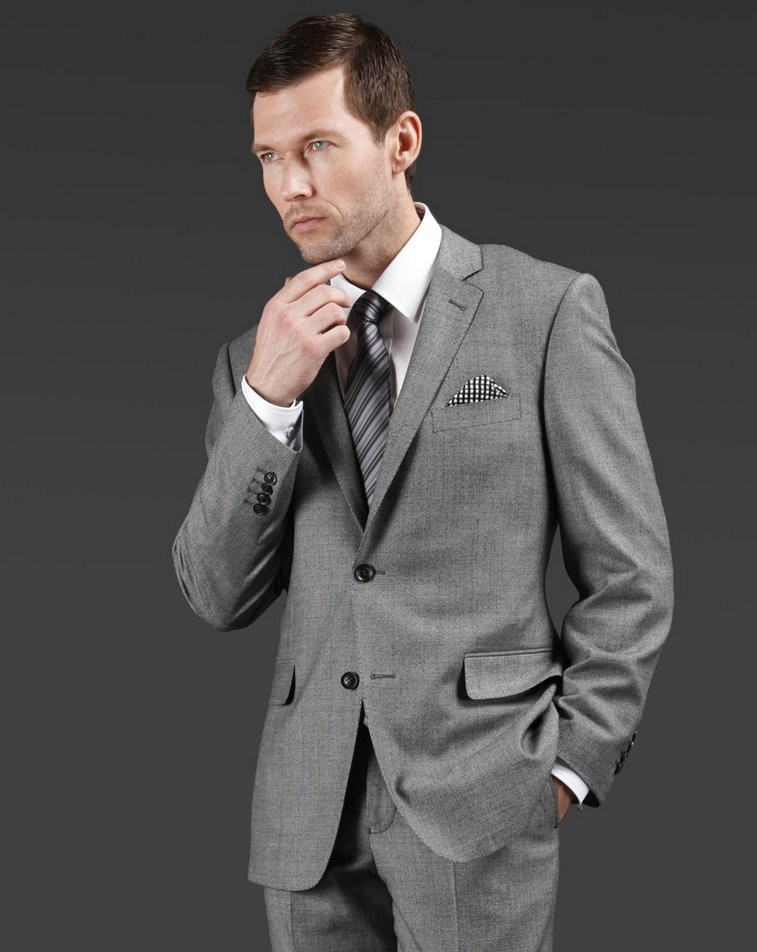GREYnotch-lapel-grey-two-button-side-vented-fit-wool-groom-and-groomsmen-suits-2_650x650px