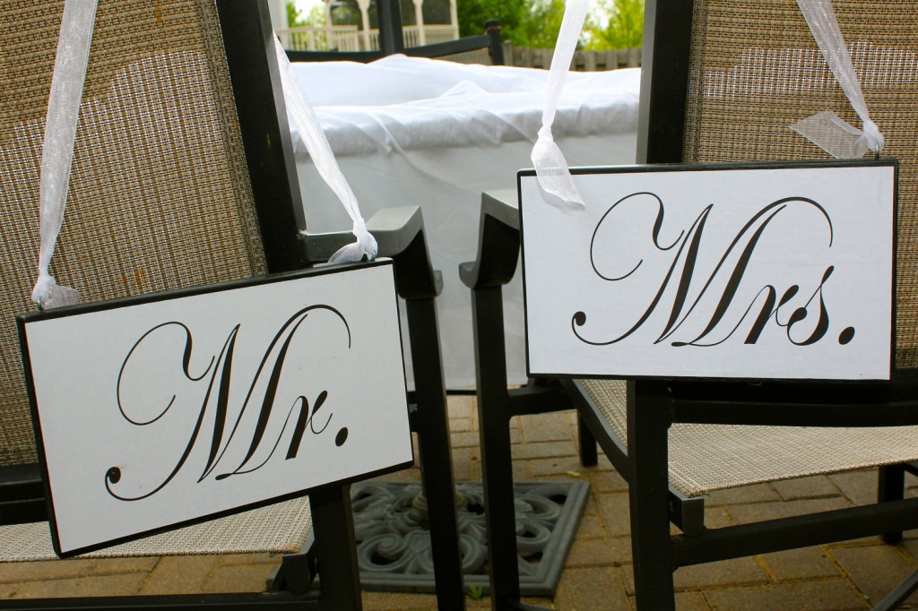 bride and groom chairs