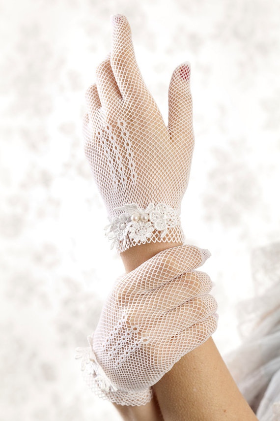 yes-i-do-wedding-gloves