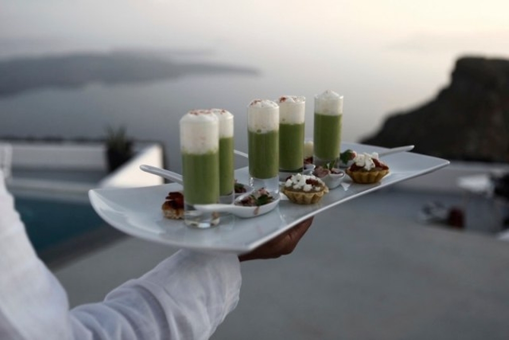 Amuse Bouche_Grace Santorini