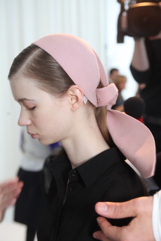 Delpozo AW 2015 Hair Look Trend Statement_7