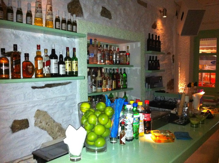 lime bar antiparos