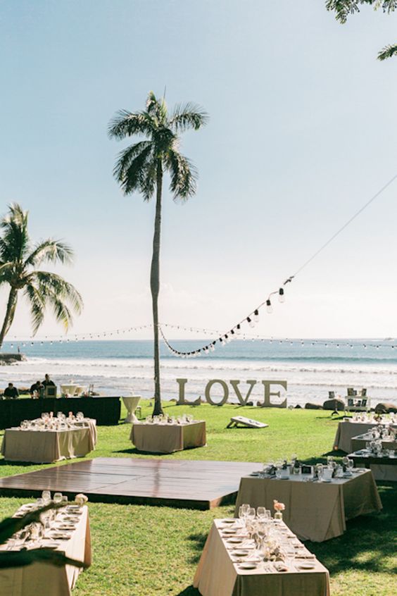 Olowalu Plantation House Maui Wedding by Rebecca Arthurs www.rebecca-arthurs.com