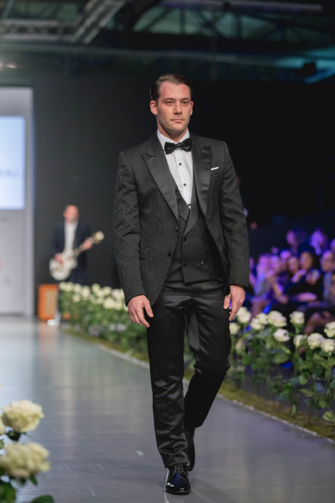 Catwalk-214