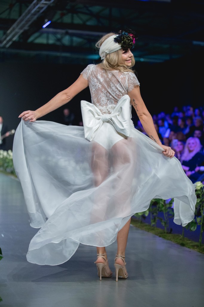 Catwalk-107