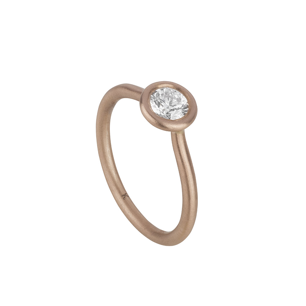 Δαχτυλίδι από ροζ χρυσό Κ18 με μπριγιάν.