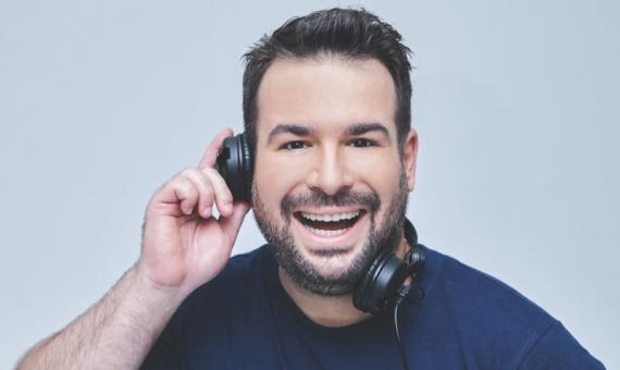 Athens Dj 95 2 Yes I Do Ο 95.2 athens deejay προσφέρει μοναδικά δώρα στους ακροατές του, όπως χρηματικά ποσά, το ενοίκιο του μήνα και διάφορες προσκλήσεις για έξοδο. athens dj 95 2 yes i do