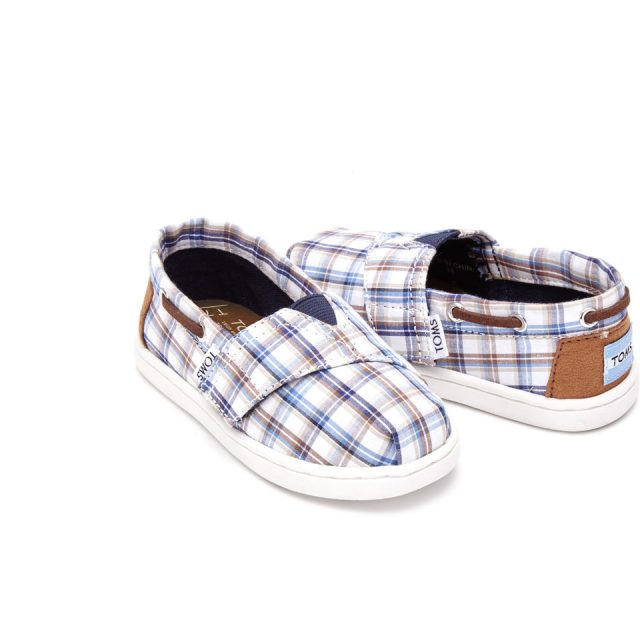 TOMS Shoes... Τα πιο χαριτωμένα βαπτιστικά παπούτσια!