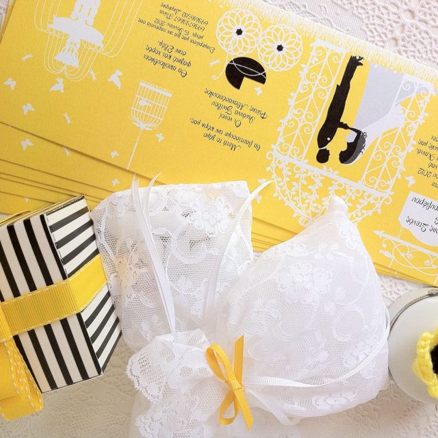 Black /White /Yellow - #weddingtrend