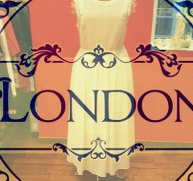 Πολιτικός γάμος ή παντρεύεις την φίλη σου; #LondonBoutiqueContest