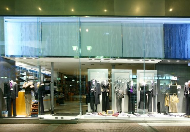 Andrianopoulos Fashion Stores since 1930: Ένα κατάστημα με ιστορία στο γαμπριάτικο κοστούμι