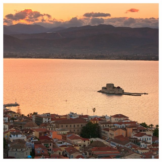 Μήνας του μέλιτος:τα 12 πιο ρομαντικά μέρη της Ελλάδας - Ένα για κάθε μήνα του χρόνου #part1