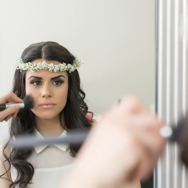 Make up & Hairstyling Tips for Brunette Brides by CoolUrStyle