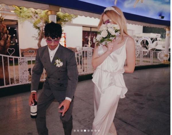 Sophie Turner - Joe Jonas: Αδημοσίευτες φωτογραφίες από τον γάμο-έμπνευση!!