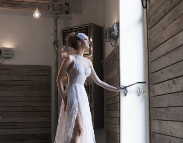 Βάσια Τζοτζοπούλου: The Secrets Behind the Ethereal, Elegant Wedding Dresses