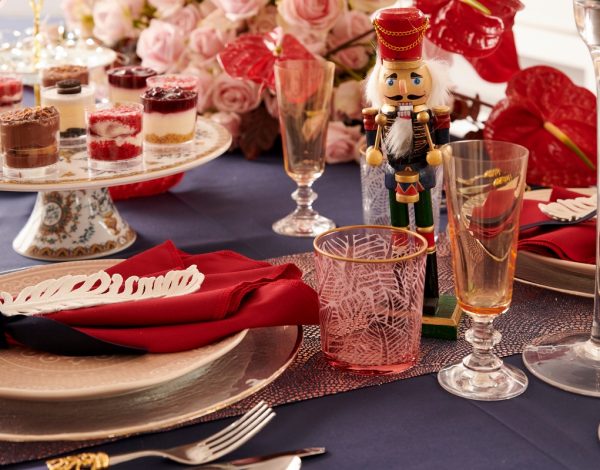 Η 3Biz «στρώνει» το πιο κομψό και πολυτελές χριστουγεννιάτικο γαμήλιο τραπέζι!
