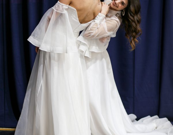 Τα megla.m νυφικά που λάτρεψαν οι alternative brides στο Yes I Do Catwalk by ghd