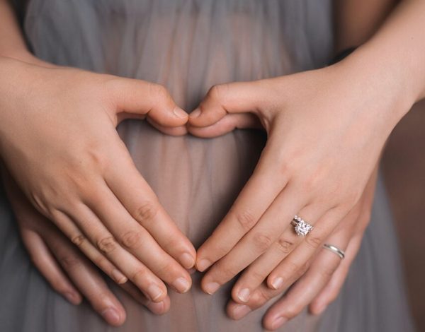 Γέννημα IVF | Γιατί η υποβοηθούμενη αναπαραγωγή δεν πρέπει να είναι ταμπού για τα νέα ζευγάρια;