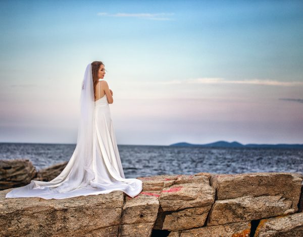 Οι αληθινές νύφες της Ματίνας Μέγκλα μοιράζονται τα συναισθήματα της πρώτης πρόβας νυφικού τους...
