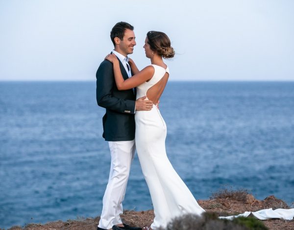 True Story by Studio Panoulis | Εβίτα & Γιώργος: Γάμος στο κέντρο του Αιγαίου