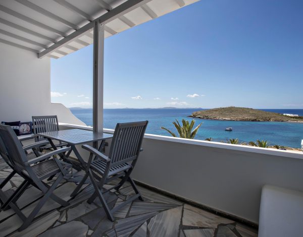 Porto Raphael Τήνος (Άγιος Ιωάννης)