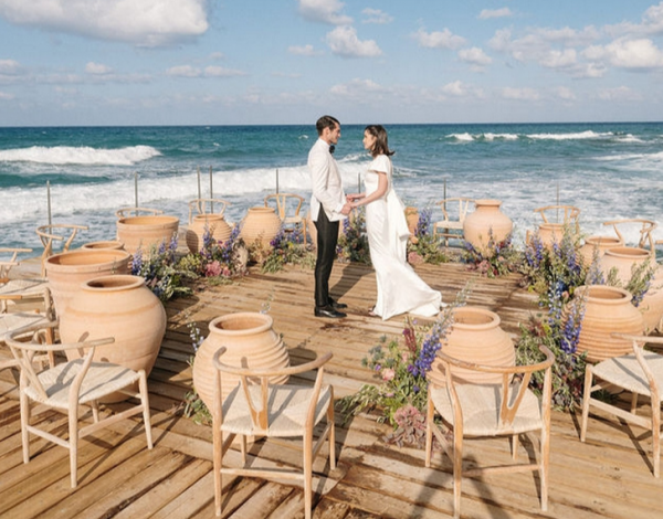 Jim Labraco Floral Arts: Ένα ονειρικό styled shoot με φόντο το απέραντο γαλάζιο