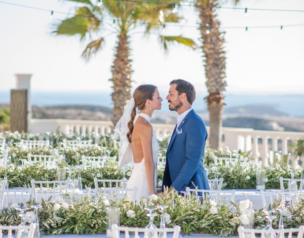 True Story by I wish Chic Events | Athina & Charles: Ένας simply chic micro wedding με άρωμα Κυκλάδων
