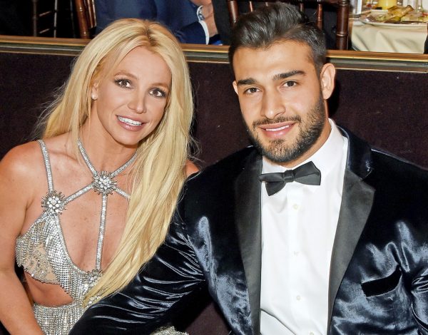 Η Britney Spears παντρεύτηκε τον Sam Asghari - Όλες οι λεπτομέρειες του λαμπερού γάμου τους!