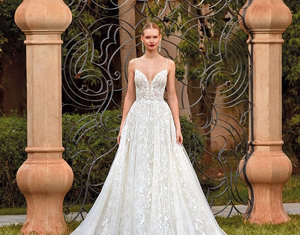 Bridal dress alert: Βρείτε το νυφικό των ονείρων σας στο sample sale του οίκου Demetrios (έως και -70%!)
