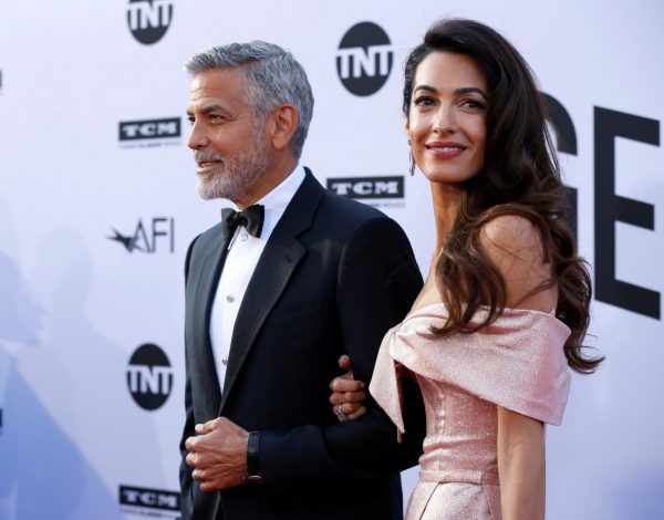 Κόντρα στα προγνωστικά του κόσμου, οι Clooneys σήμερα γιορτάζουν 8 χρόνια γάμου!