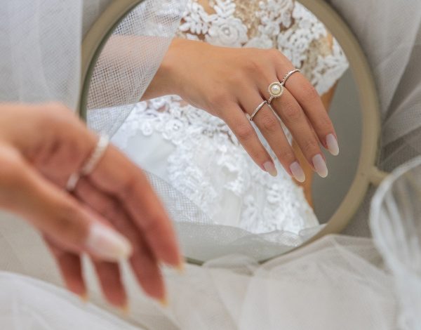 Brides-to-be, welcome to Forestland! Η bridal συλλογή των κοσμημάτων Agapis Jewellery είναι παραμυθένια