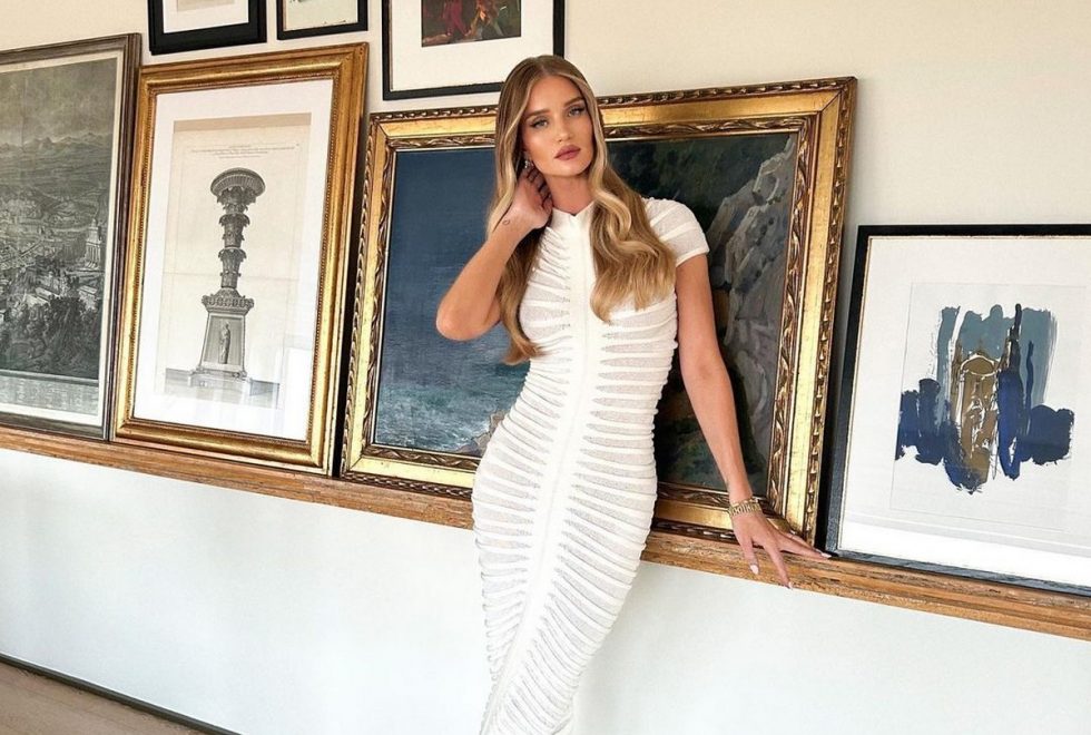 Rosie Huntington-Whiteley: 3 λευκά σύνολα, υποψήφια bridal looks!