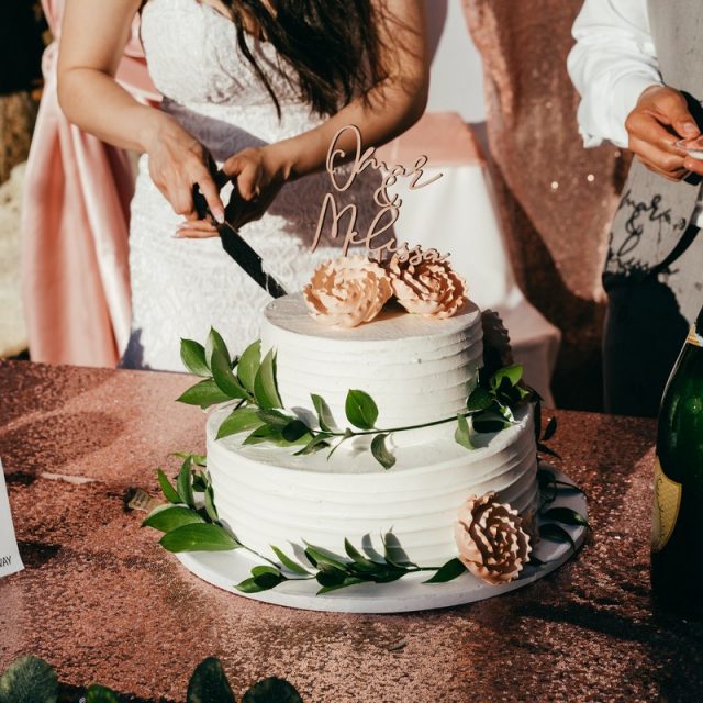 yes_i_do_wedding_cake