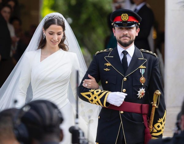 Βασιλικός γάμος Ιορδανίας | Η παραμυθένια τελετή στο παλάτι Zahran και τα royal looks που ξεχώρισαν