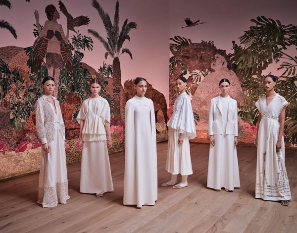 Catwalk inspo: Τα 10 bridal-inspired looks που ξεχωρίσαμε από τη νέα Haute Couture συλλογή του οίκου Dior