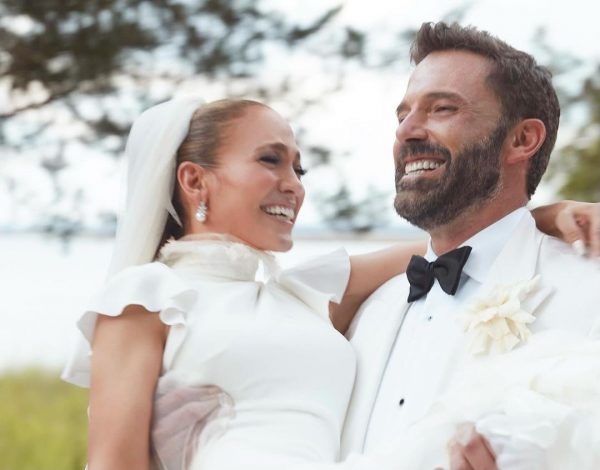 Wedding memories! Η Jennifer Lopez και ο Ben Affleck γιορτάζουν έναν χρόνο γάμου