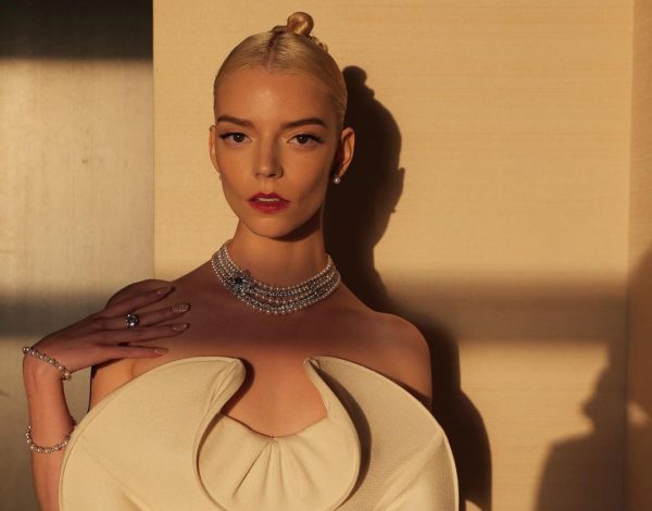 Η Anya Taylor-Joy παντρεύτηκε με το πιο ανατρεπτικό νυφικό!