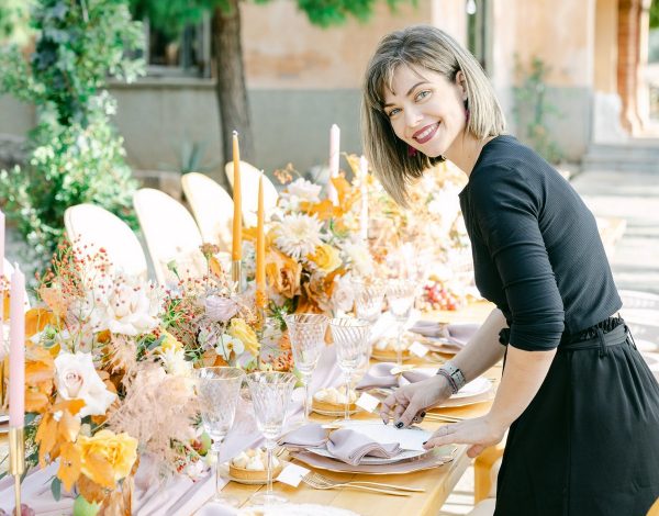 Η event planner Μαριέττα Ανδρούτσου μιλάει στο Yes I Do για τα μυστικά του τέλειου retro γάμου και το sustainability στο wedding σκηνικό