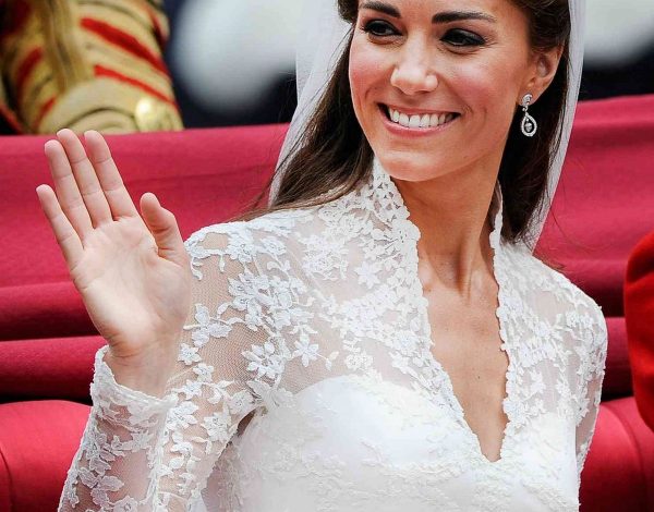 Royal beauty: Τι κοινό είχε το manicure της Diana, της Kate και της Meghan;