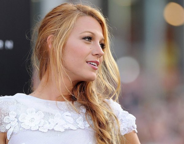 Η Blake Lively ντύθηκε νύφη ξανά!