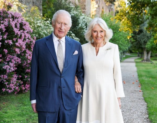 Ο βασιλιάς Κάρολος και η βασίλισσα Camilla γιορτάζουν 20 χρόνια γάμου με τον πιο απρόσμενο τρόπο