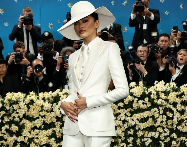 Met Gala 2025 | Bridal suits παντού στο μπλε χαλί και μία Sofia Richie… έτοιμη για δεύτερο γάμο!