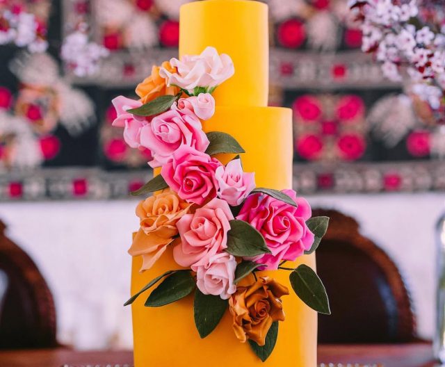 Wedding cake & desserts
