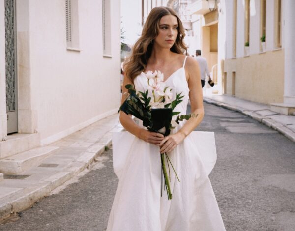 Georgia Sini | Η τέχνη του μινιμαλισμού στη σύγχρονη νυφική μόδα
