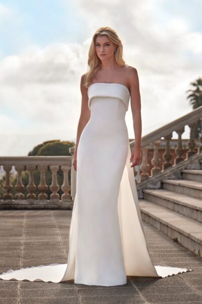 AthenaV Multibrand Store Pronovias | Πολυτελείς συλλογές με διεθνή υπογραφή και διαχρονικό design