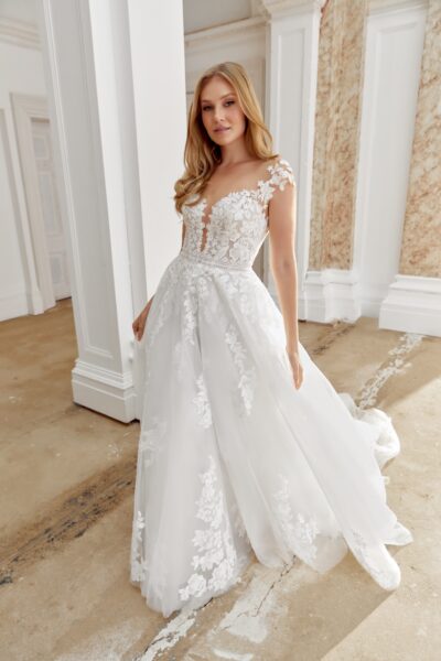 10 νυφικά Justin Alexander για εσένα που παντρεύεσαι φέτος το καλοκαίρι