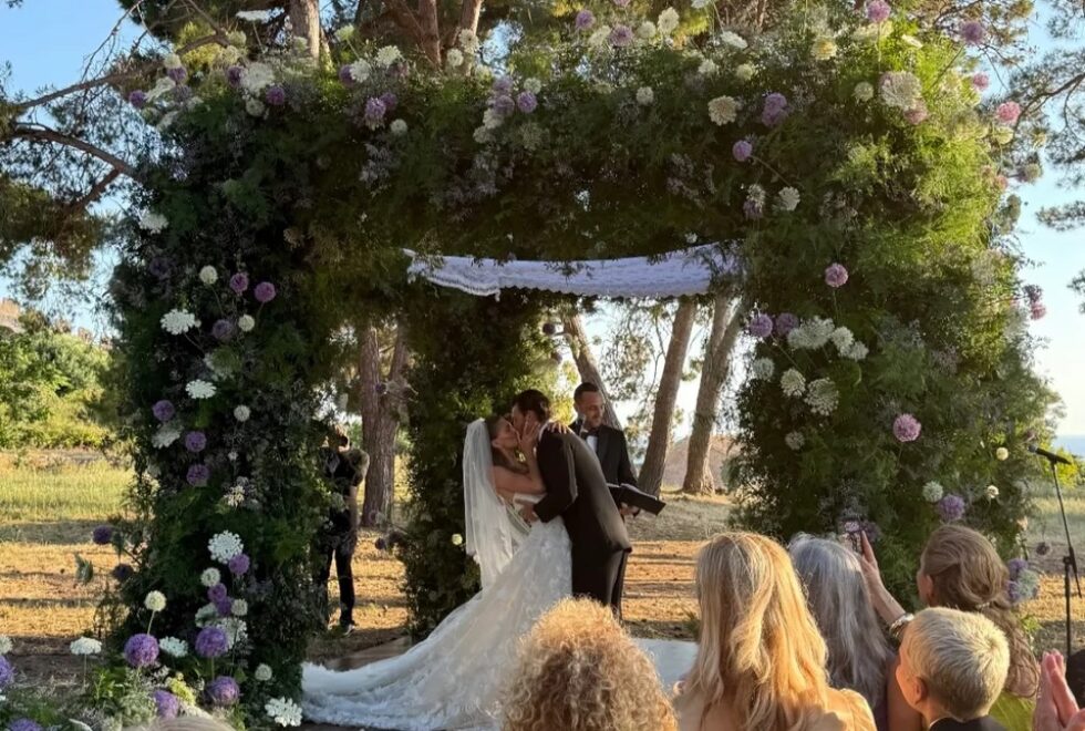 Floral inspiration | O garden style γαμήλιος ανθοστολισμός της Αμαλίας Κωστοπούλου είναι η τάση του καλοκαιριού