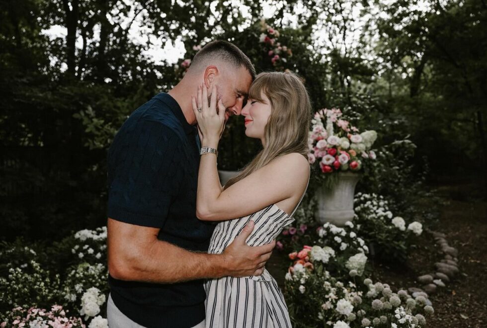 Taylor Swift - Travis Kelce | Τα Dior looks των newlyweds, οι κουμπάροι και οι διάσημοι καλεσμένοι